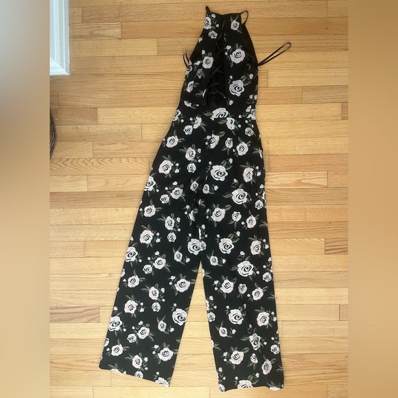 Bebe Black Floral Halter Jumpsuit w Lace Open Back Size 2 - Picture 2 of 4